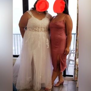 Wedding dress worn once great condition size 26